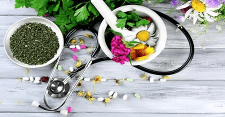 معرفی 8 گیاه دارویی مفید برای پیشگیری از آلزایمر با طب سنتی